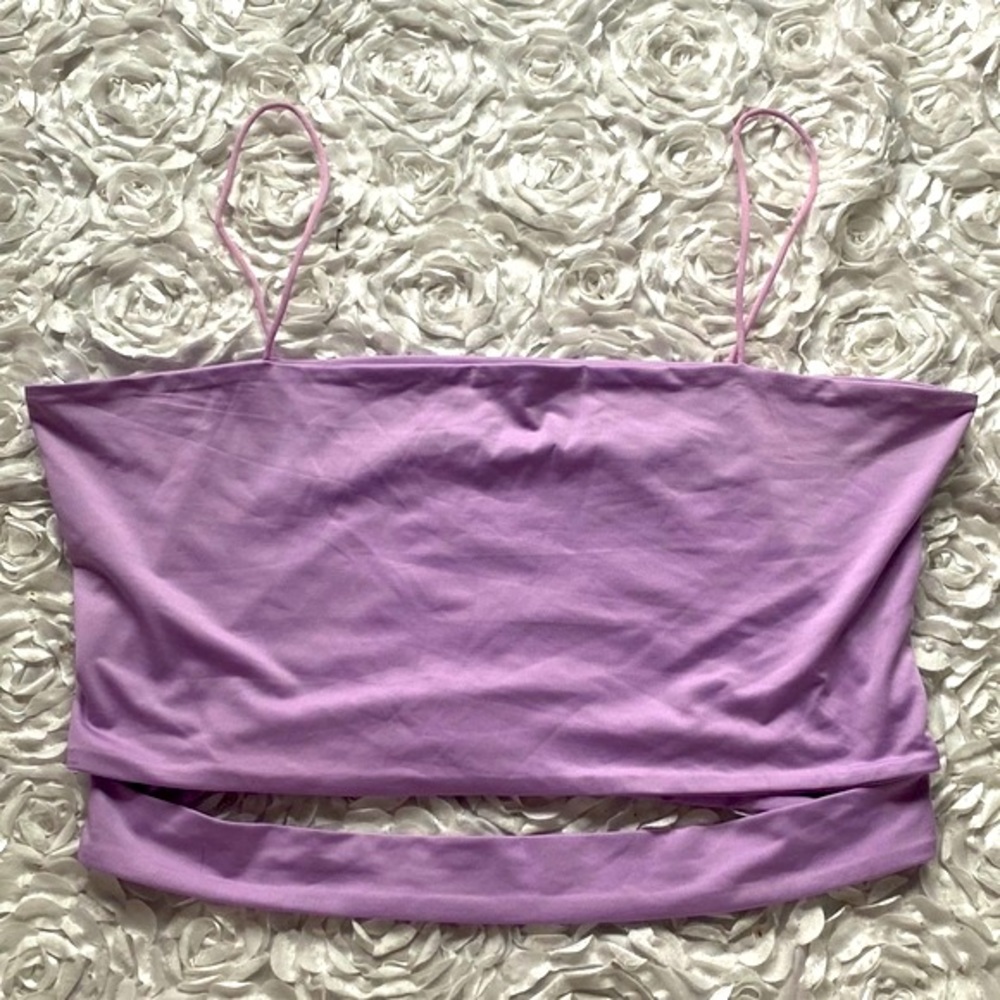 Like‎ new purple crop top size XL
